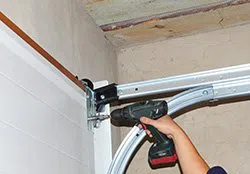 Springfield Metro Garage Door Repair Service Springfield, VA 571-409-1918 - installation-side